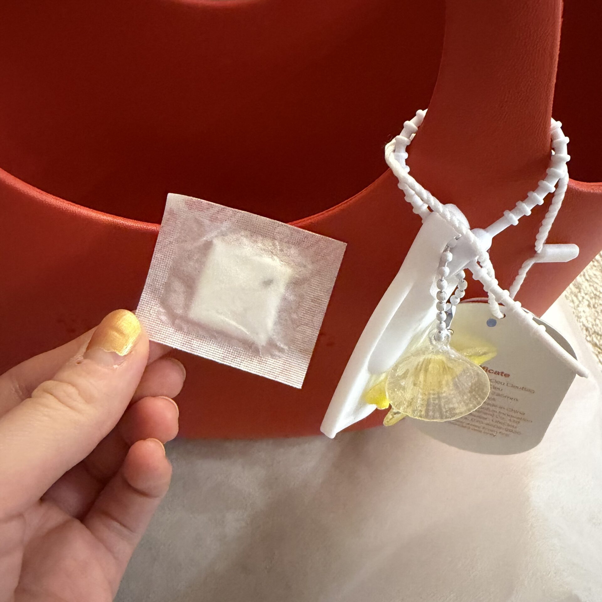 클루백 Passion Red 착용 사진